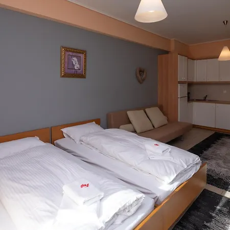 Hotel apartamentowy Xenonas Drimos Karpenísion